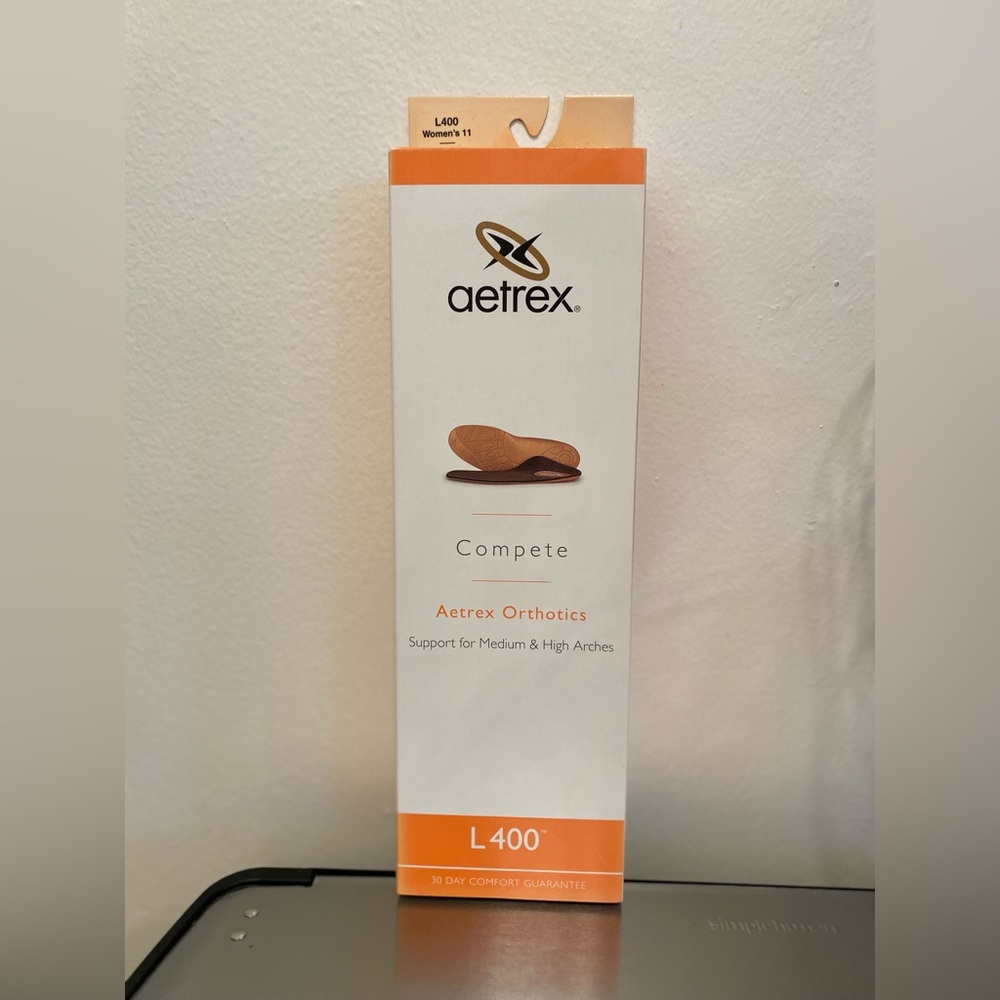NIB Aetrex L400 Compete Orthotics - for Medium & High Arches (size Women’s 11)